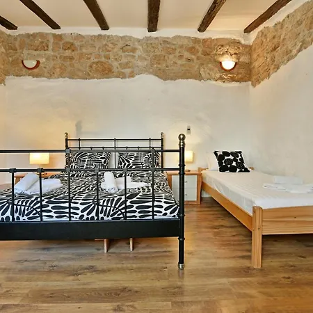 House Vento With Private Backyard * Porec