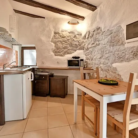 House Vento With Private Backyard