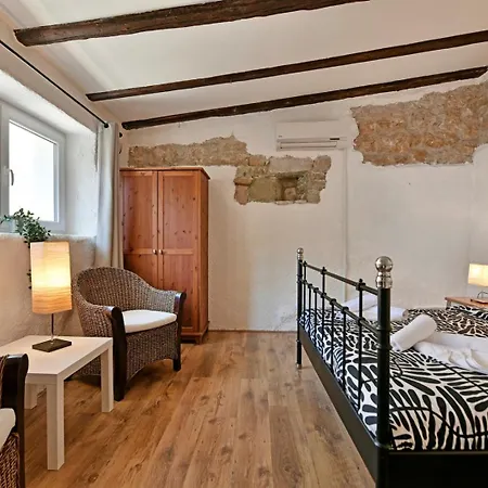 House Vento With Private Backyard *