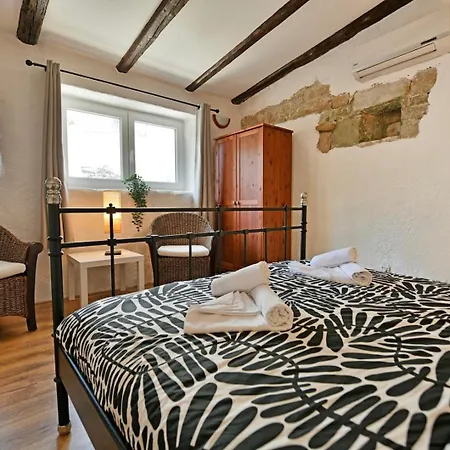 House Vento With Private Backyard * Porec