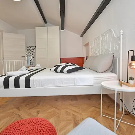 Holiday home House Vento *