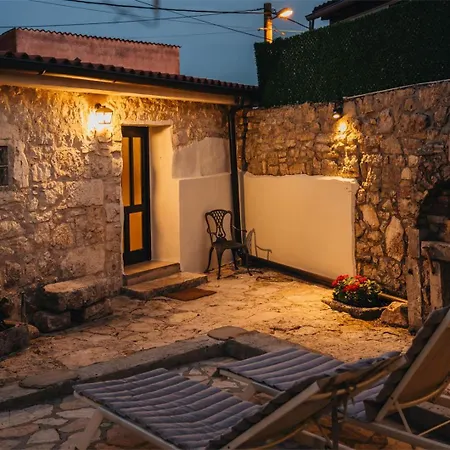 Holiday home House Vento With Private Backyard Porec