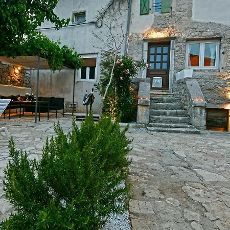 House Vento With Private Backyard * Porec
